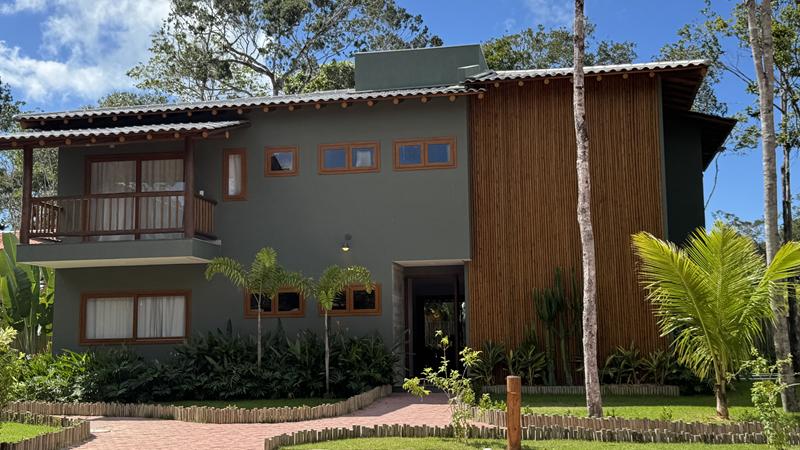 CASA COM 4 SUÍTES, PROJETO INTEGRADO À NATUREZA - foto 25