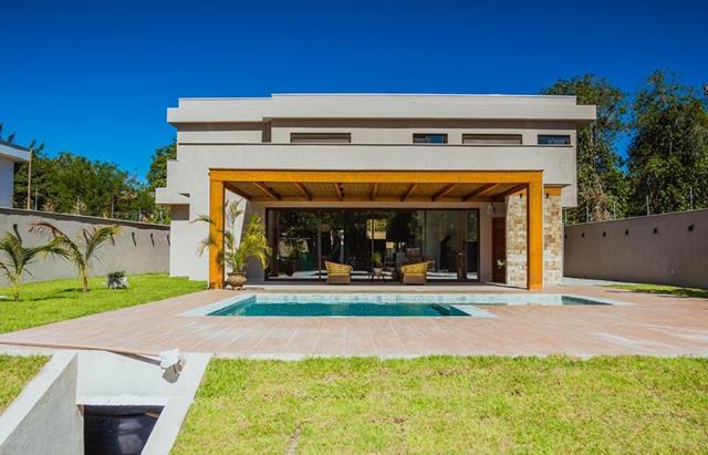 CASA LOCALIZADA A 500M DA PRAIA DE ARAÇAIPE EM ARRAIAL d'AJUDA - Quintas do Arraial - Arraial d'Ajuda, Porto Seguro