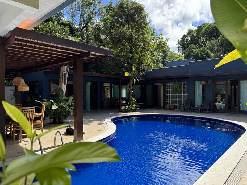 CASA LOCALIZADA A 300M DA PRAIA DE ARAÇAIPE EM ARRAIAL d'AJUDA - foto 3