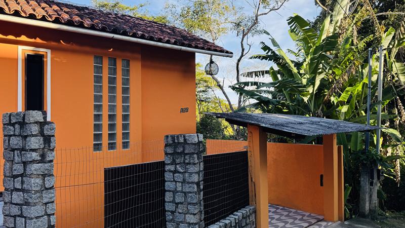 CASA LOCALIZADA NO CENTRO DE ARRAIAL d'AJUDA, INTEGRADA Á NATUREZA - foto 2