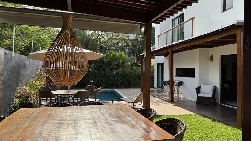 CASA COM 4 SUÍTES COM PISCINA PRIVADA EM CONDOMÍNIO A 100 M DA PRAIA - foto 14