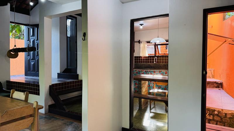 CASA LOCALIZADA NO CENTRO DE ARRAIAL d'AJUDA, INTEGRADA Á NATUREZA - foto 10
