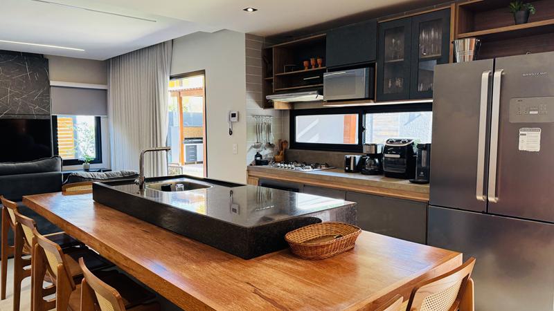 CASA COM 4 SUÍTES COM PISCINA PRIVADA EM CONDOMÍNIO A 100 M DA PRAIA - foto 20