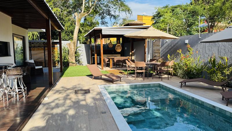 CASA COM 4 SUÍTES COM PISCINA PRIVADA EM CONDOMÍNIO A 100 M DA PRAIA - foto 4